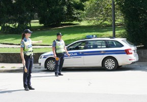 Slika PU_I/vijesti/2017/prometna policija kontrola.JPG